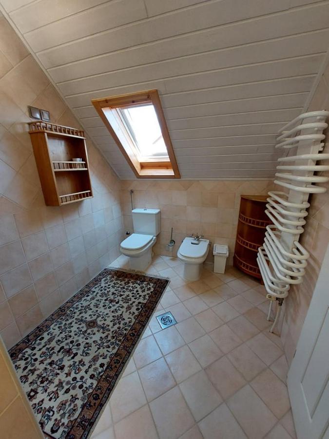 ハイデゥソボスローGombos Apartmanアパートメント エクステリア 写真