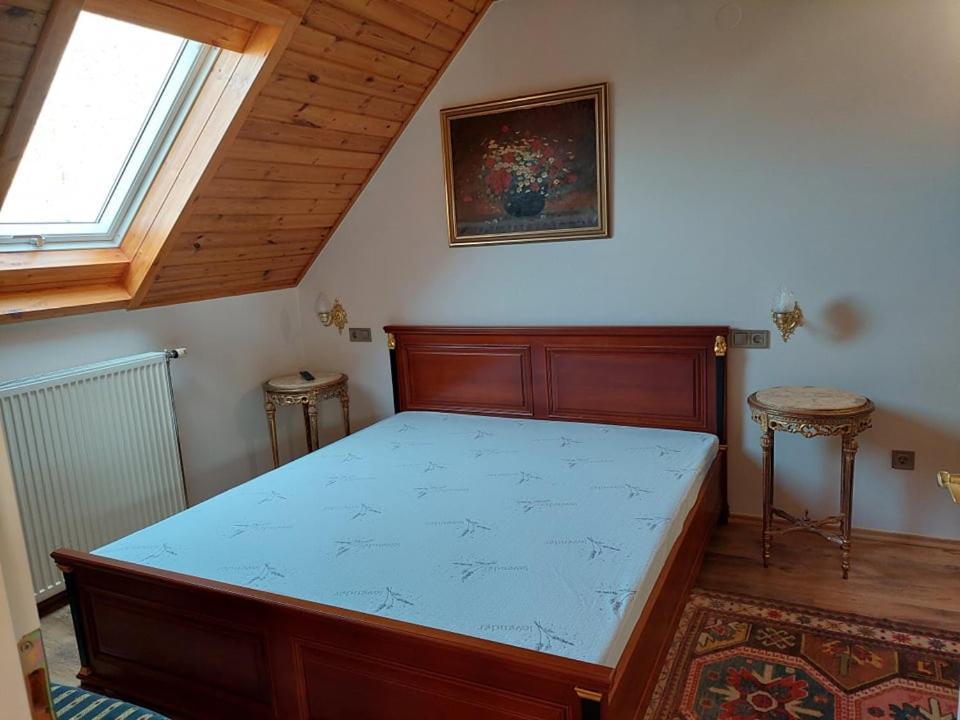 ハイデゥソボスローGombos Apartmanアパートメント エクステリア 写真